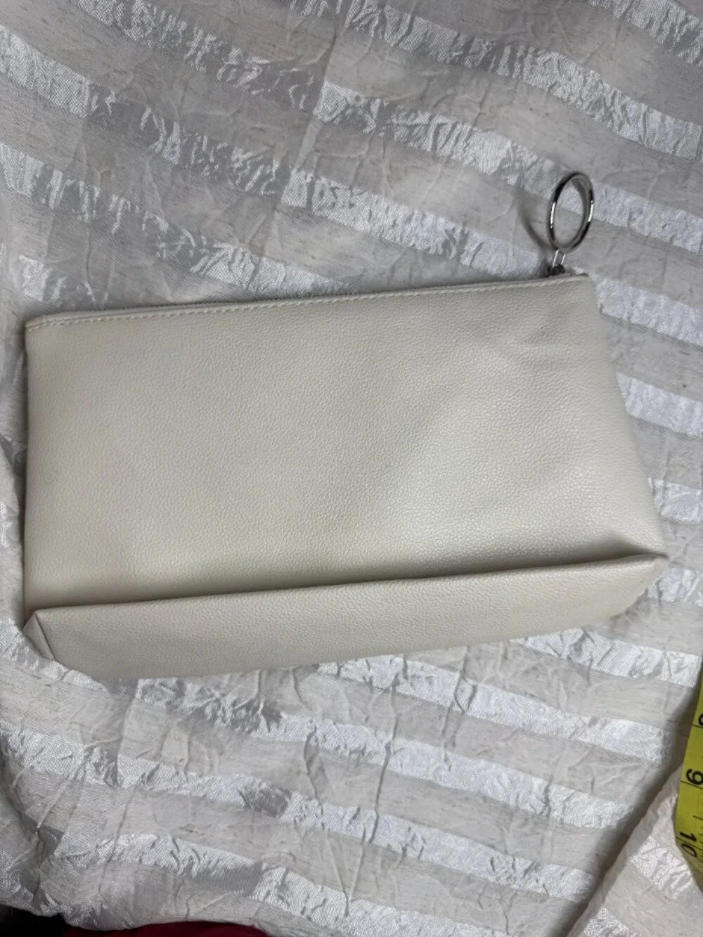 ED Ellen DeGeneres Cream Faux Leather Cosmetic Makeup Bag Pouch